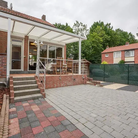 Ferienhaus Terraced House In With A Garden *