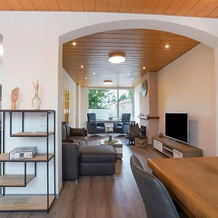 Ferienhaus Terraced House In With A Garden Kerkrade