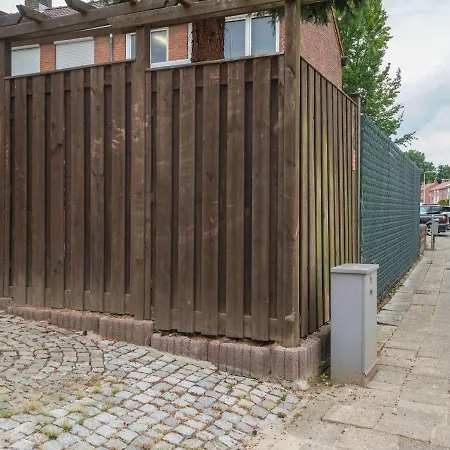 Terraced House In With A Garden Holiday home *