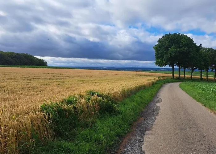 With Garden, Limburg بيت للعطل