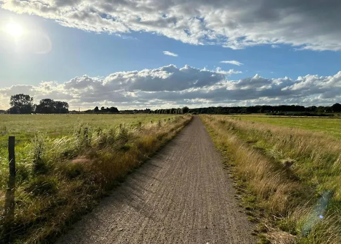 بيت للعطل With Garden, Limburg