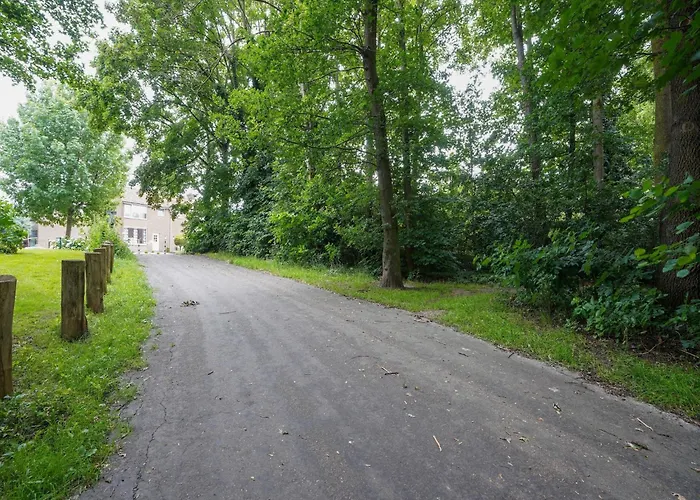 With Garden, Limburg